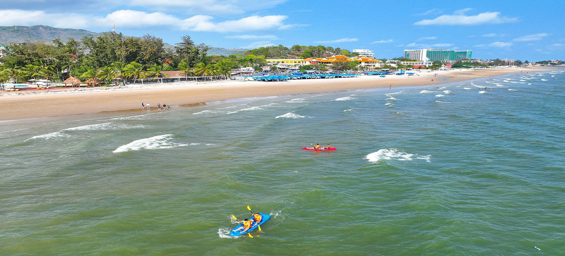 Toàn cảnh bãi biển